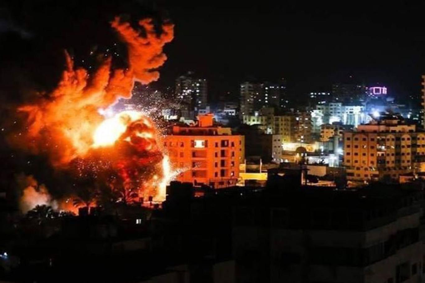 Siyonist terör çetesi Gazze'ye hava saldırısı düzenledi